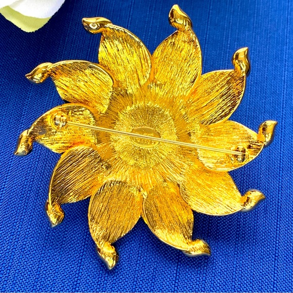 Vintage Joan Rivers Huge Flower Brooch Black Rhinestone Enamel Goldtone Rare - Picture 3 of 4